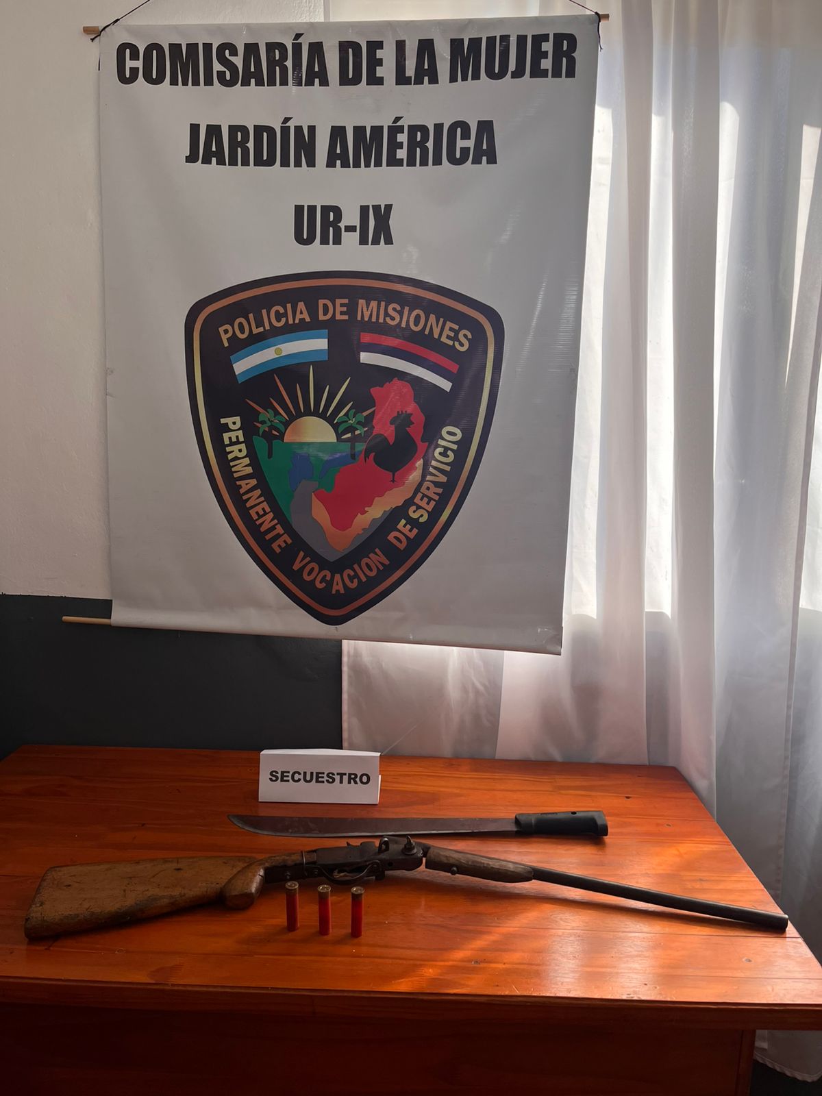 Atacó a su hermano con un machete y terminó detenido en Jardín América 2